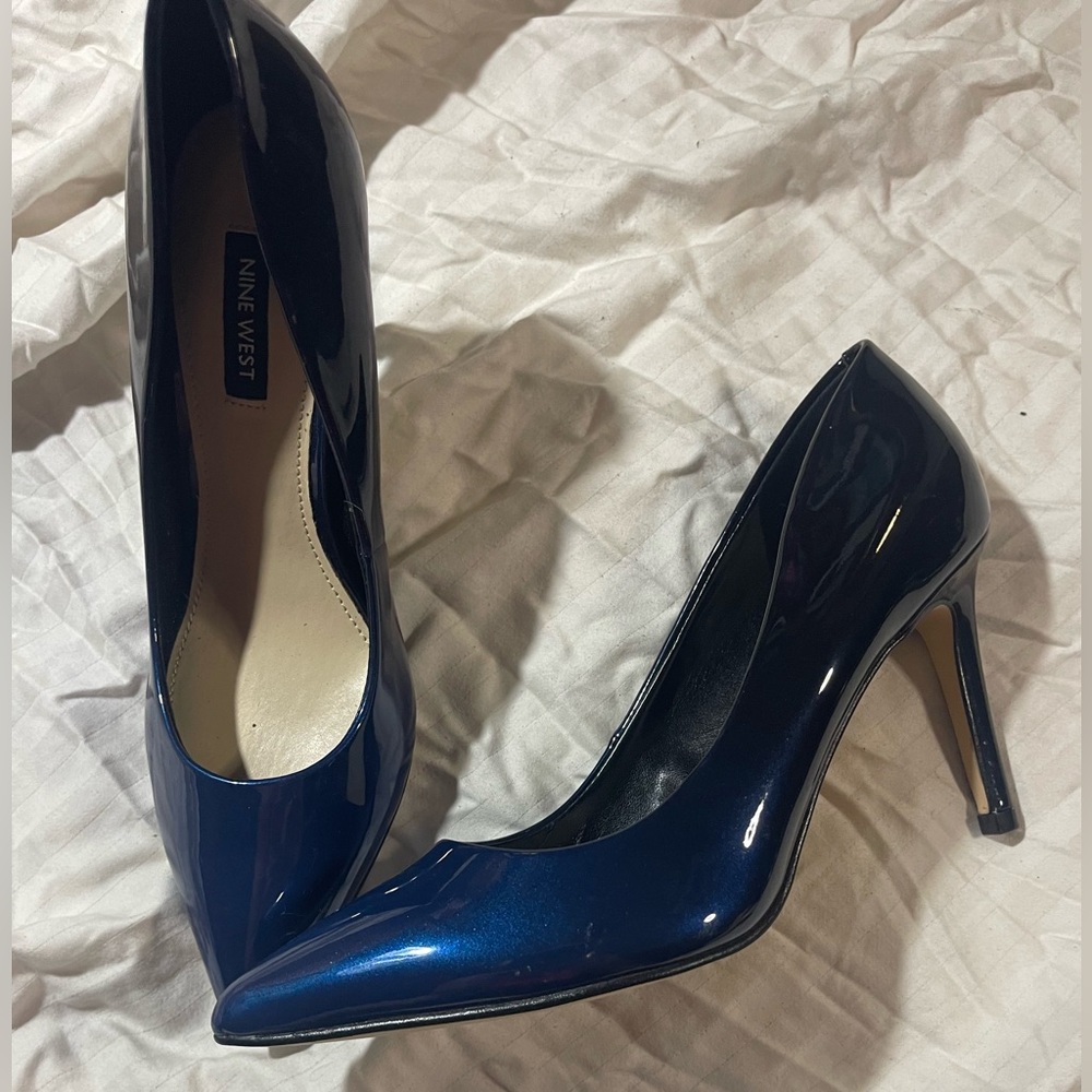 Nine West blue pumps size 8